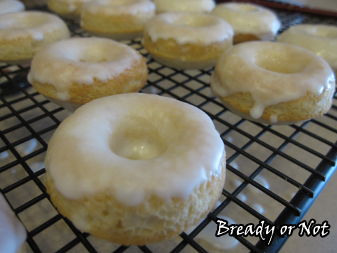 French Vanilla Mini Donuts3_sm