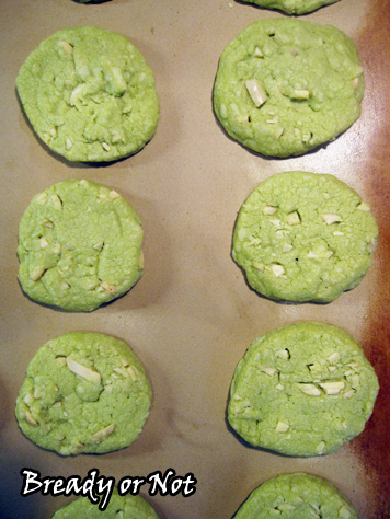 Bready or Not Original: Matcha (Green Tea) Almond Cookies 