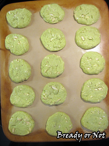 Bready or Not Original: Matcha (Green Tea) Almond Cookies 