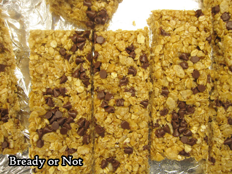 Bready or Not: No-Bake Peanut Butter Chocolate Chip Granola Bars 